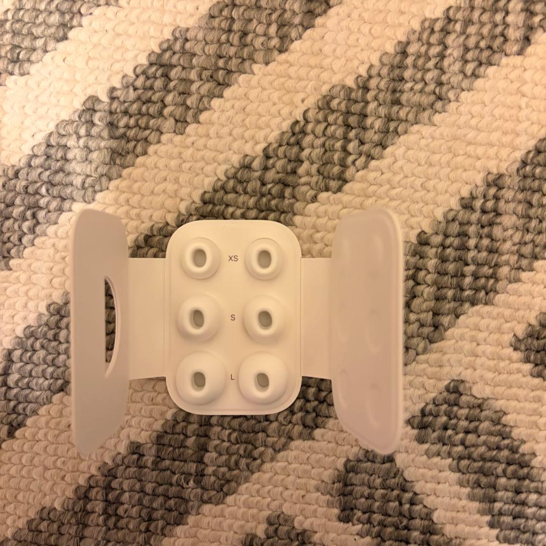 AirPods Pro第2世代　箱・イヤーチップ付き