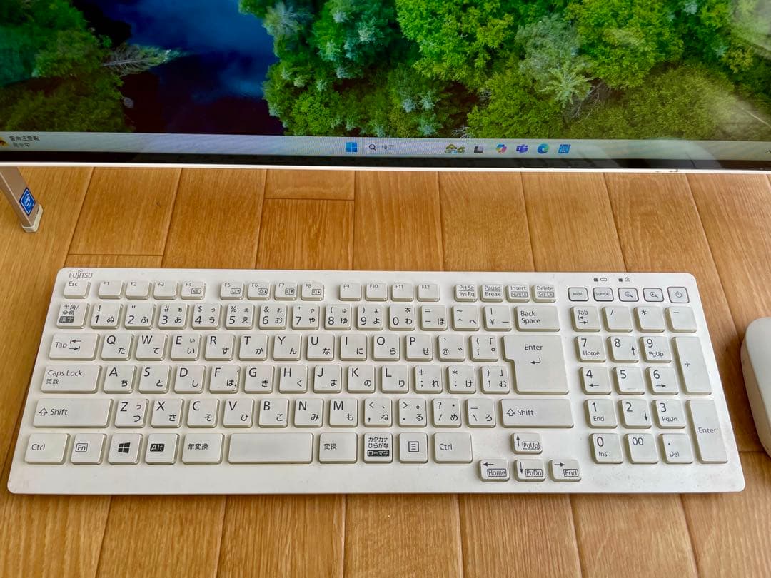 セール中　FMV ESPRIMO デスクトップPC F52D3WG