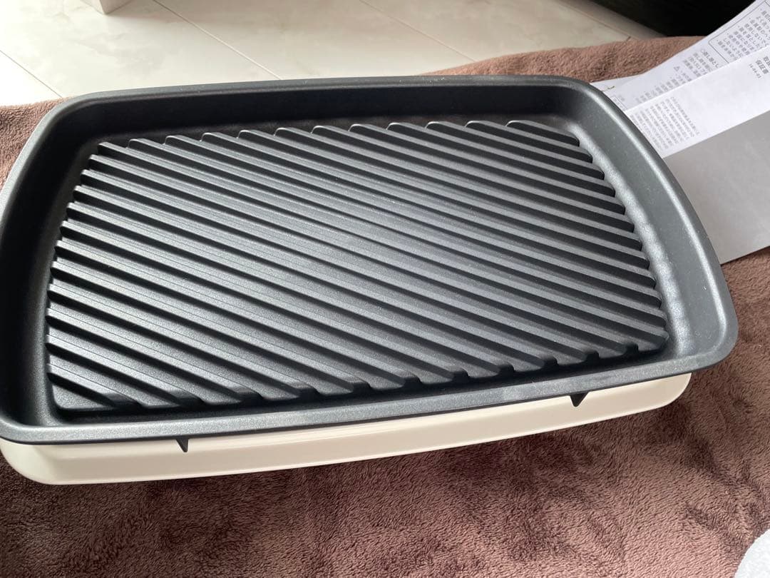 【新品未使用】BRUNO ホットプレート 中型 ホワイト