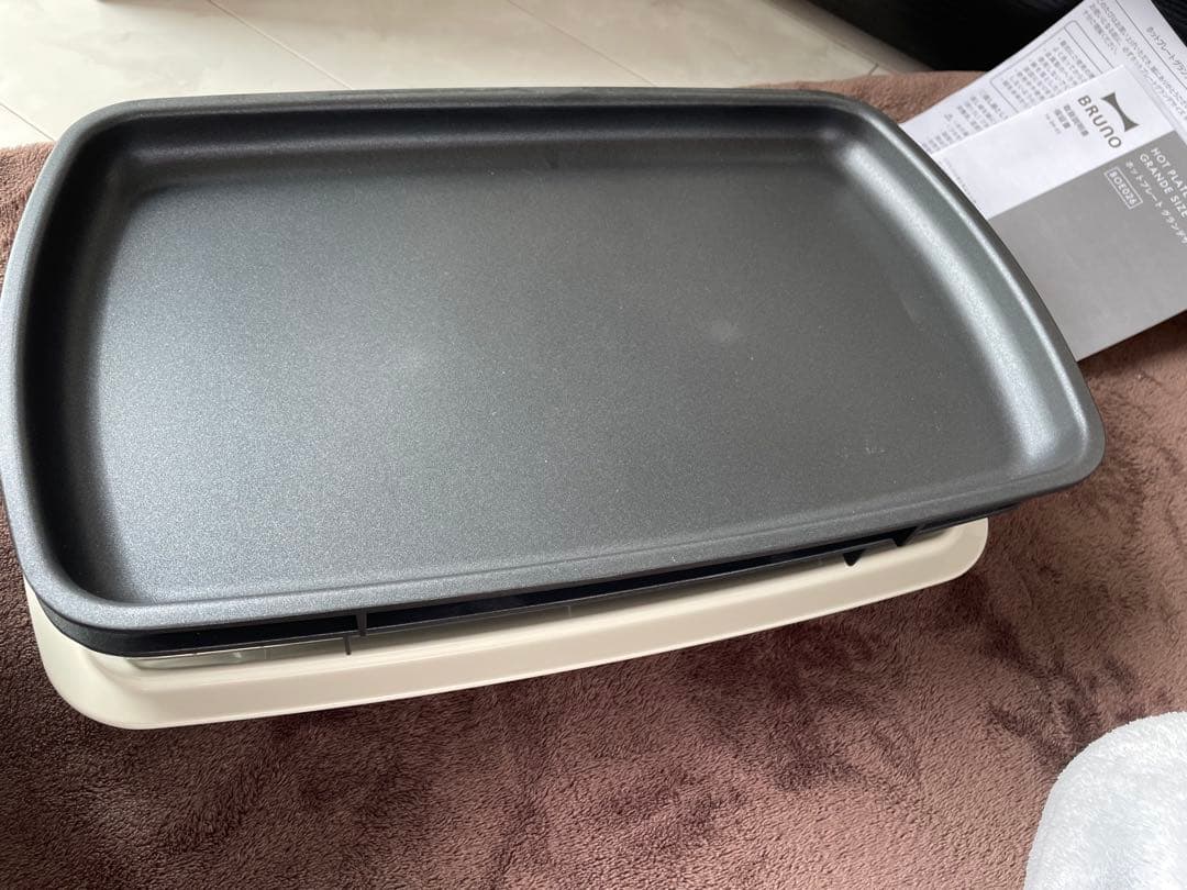 【新品未使用】BRUNO ホットプレート 中型 ホワイト