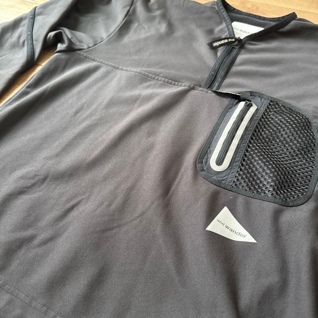 and wanderアンドワンダーlight fleece pullover L