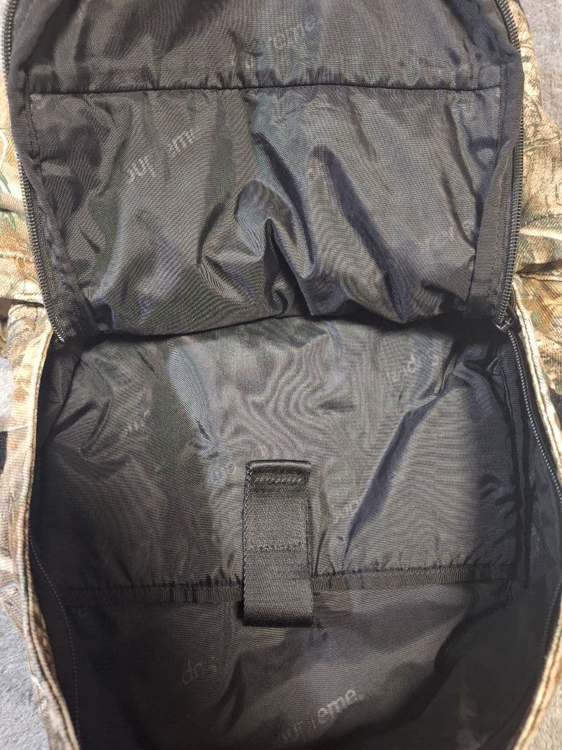 コ*モ様 Supreme リアルツリー　リュック　美品