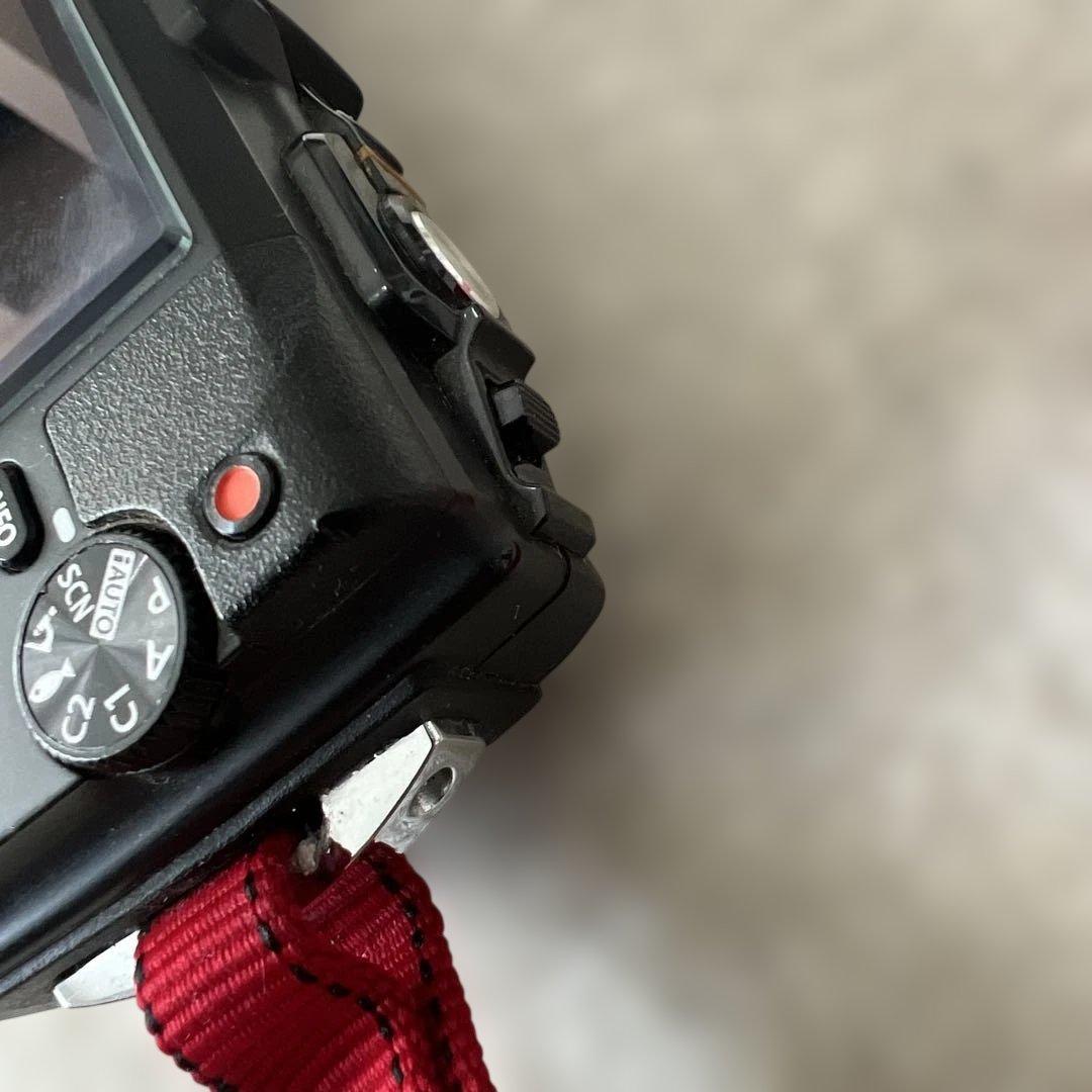 オリンパス　STYLUS TG-4 TG4 防水カメラ