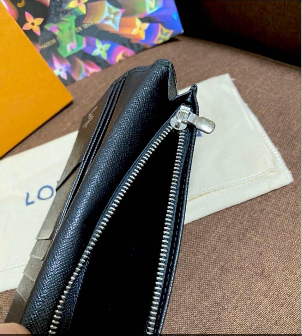 【美品】LOUIS VUITTON エピ　ポルトフォイユ・プラザ　ウォレット