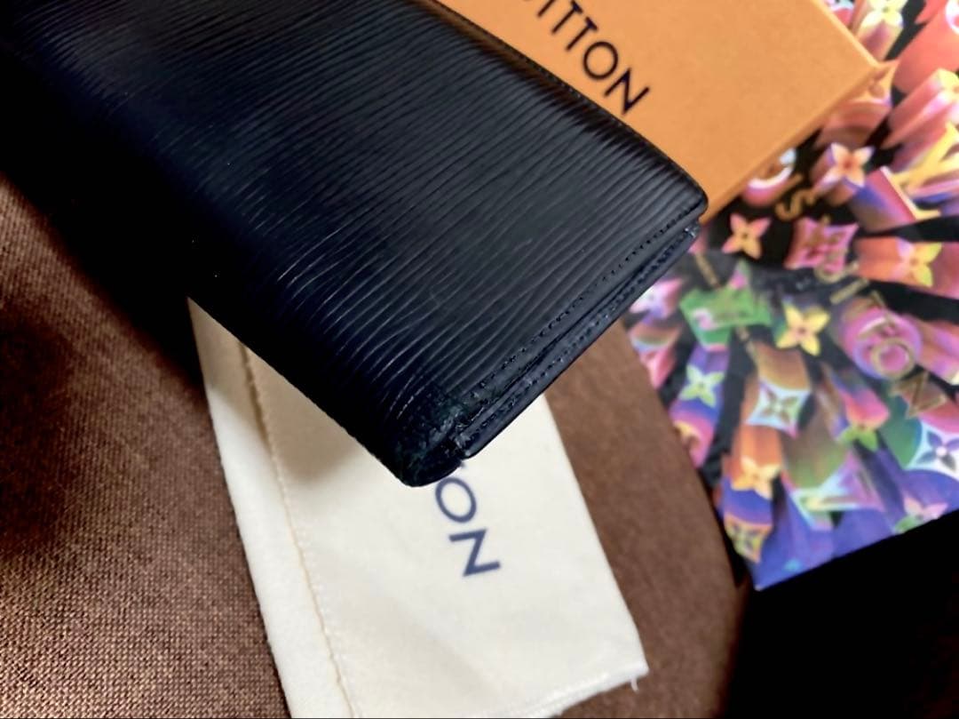 【美品】LOUIS VUITTON エピ　ポルトフォイユ・プラザ　ウォレット