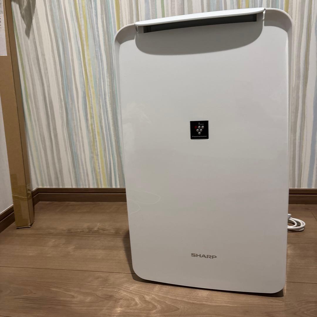 SHARP 除湿機 ホワイト　2021年製　CV-L71-W