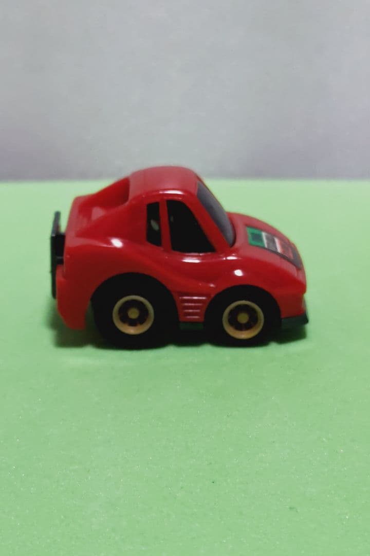 ド*グ様 チョロＱ、フェラーリ・テスタロッサ・赤色