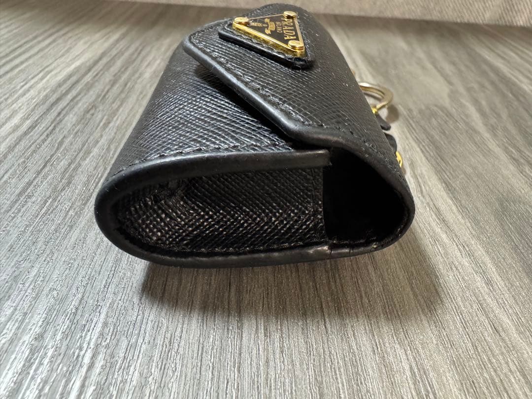 【定価90,200円】PRADA サフィアーノ AirPods Pro ケース