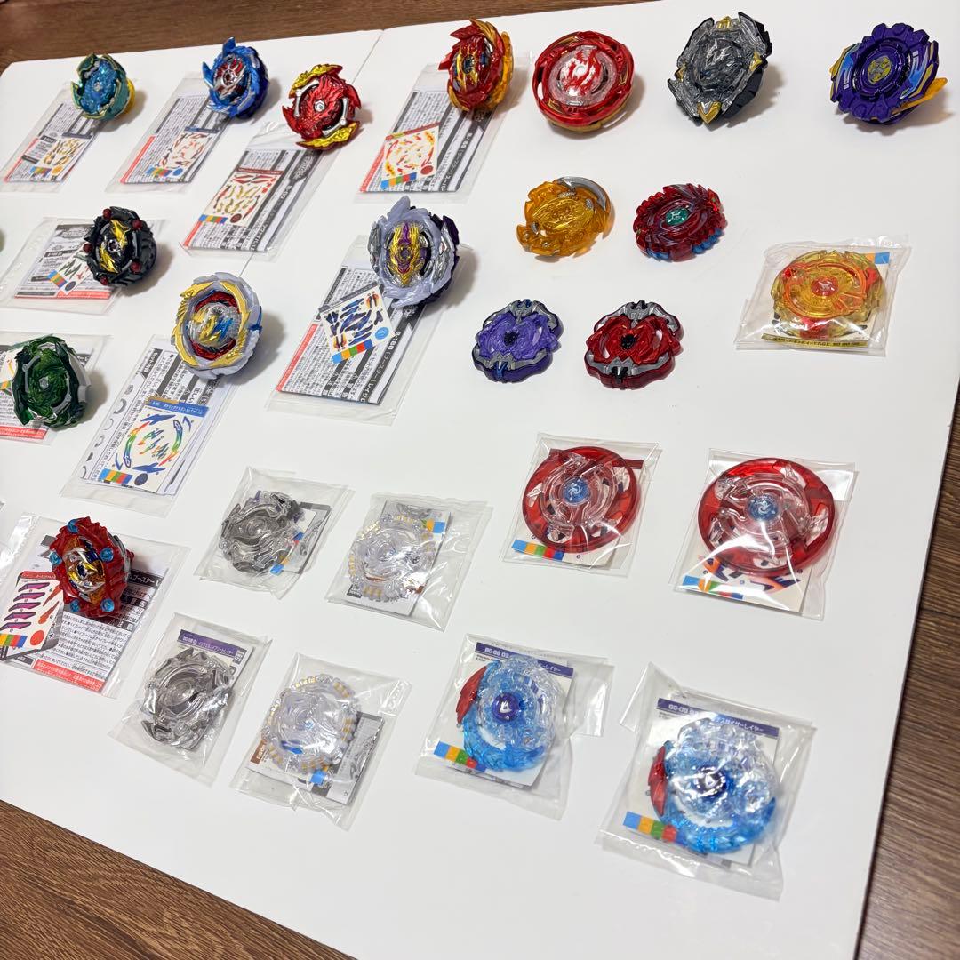 おまけ付き　ベイブレード バースト　まとめ売り ランダムブースター