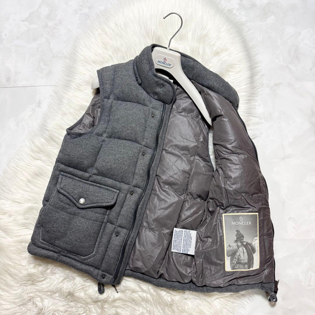 美品 モンクレール マグリア ダウンベスト S グレー Moncler