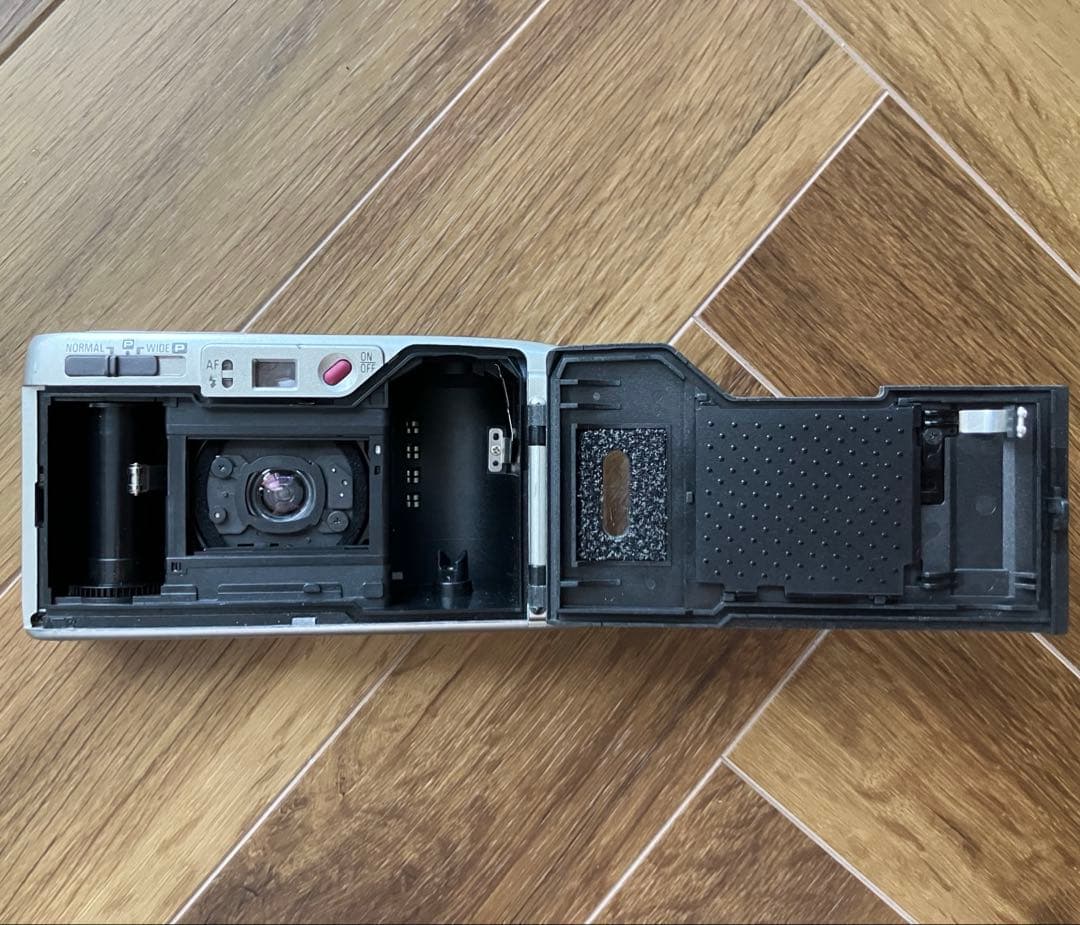 RICOH R1s コンパクトカメラ シルバー