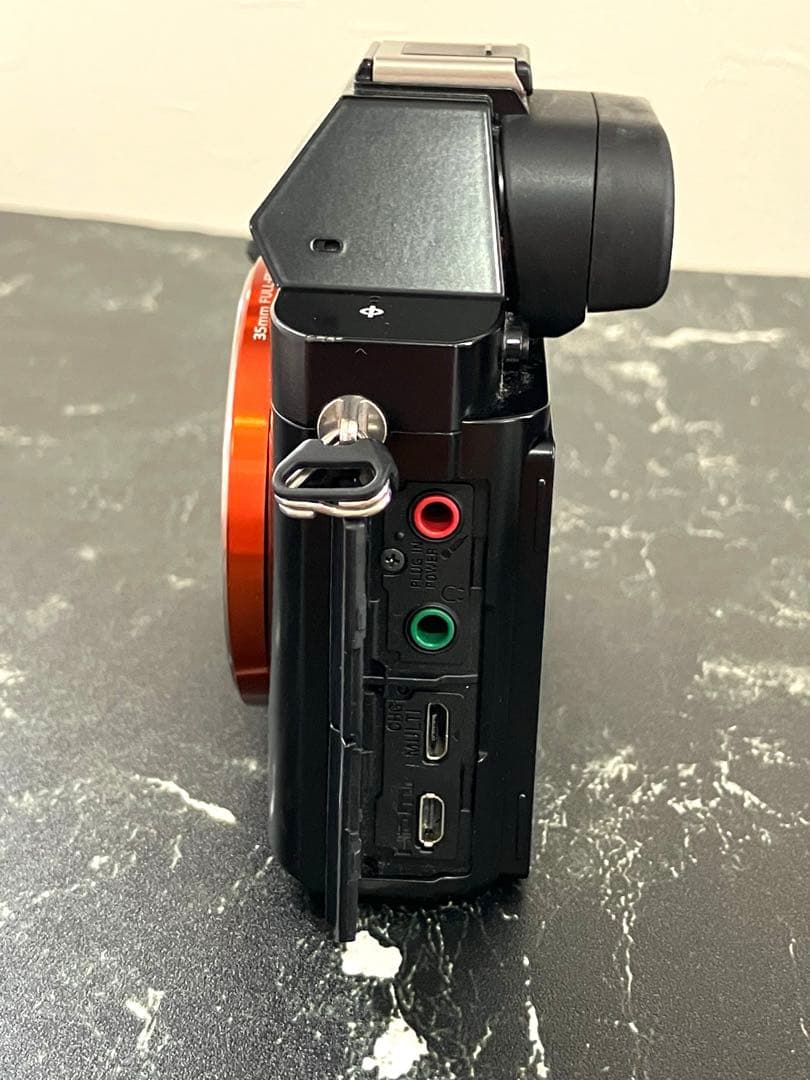 SONY α7 ILCE-7 ズ－ムレンズセット　ソニー　ミラーレス一眼カメラ