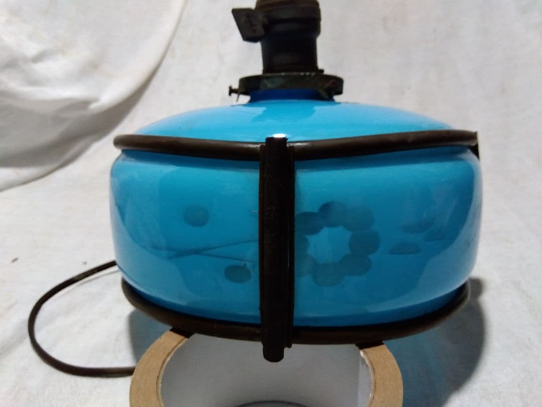 ♪古い青色ガラスの電気の笠　専用です。