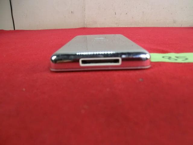 85：Apple iPod Classic 160GB　ジャンク