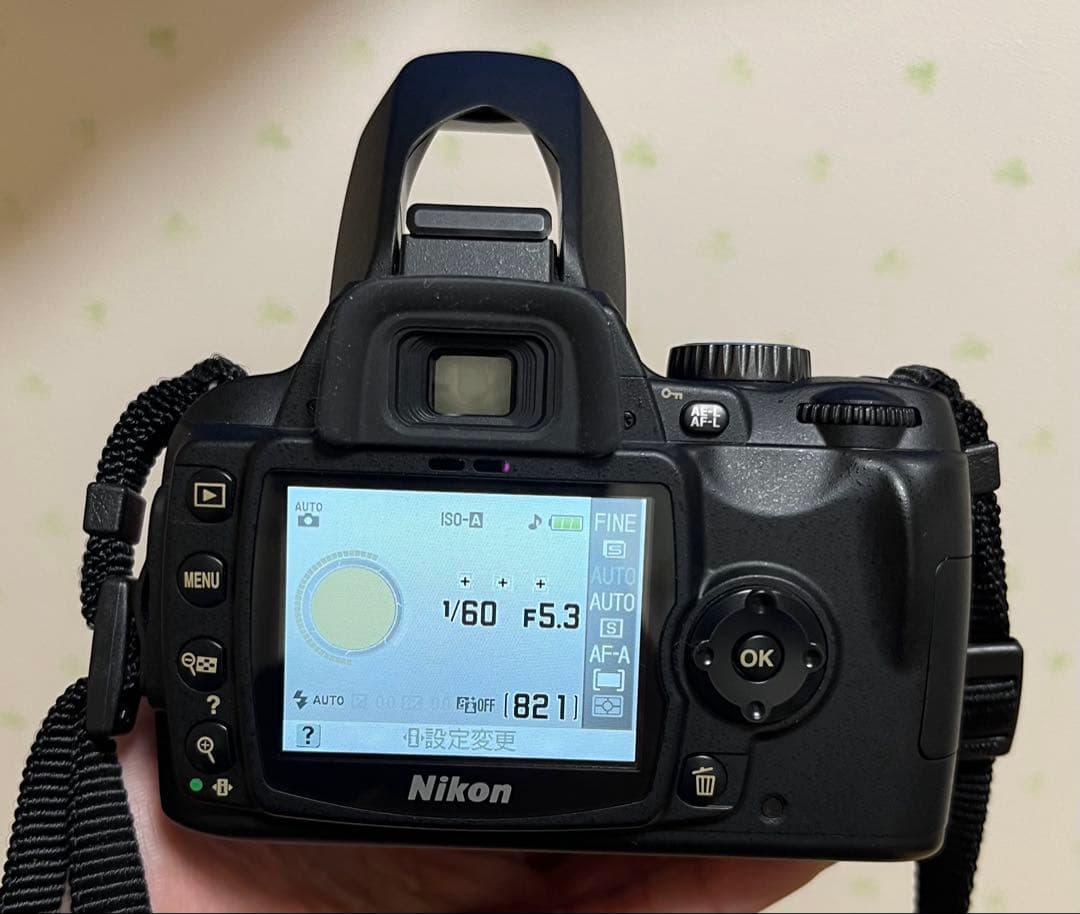 Nikon ニコン デジタル一眼レフカメラ D60 レンズ ストラップ付き