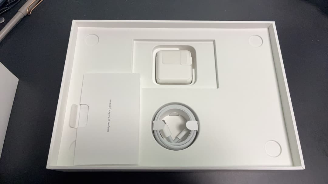 MacBook本体 M1 MacBook Air 2020 16GB SSD1TB