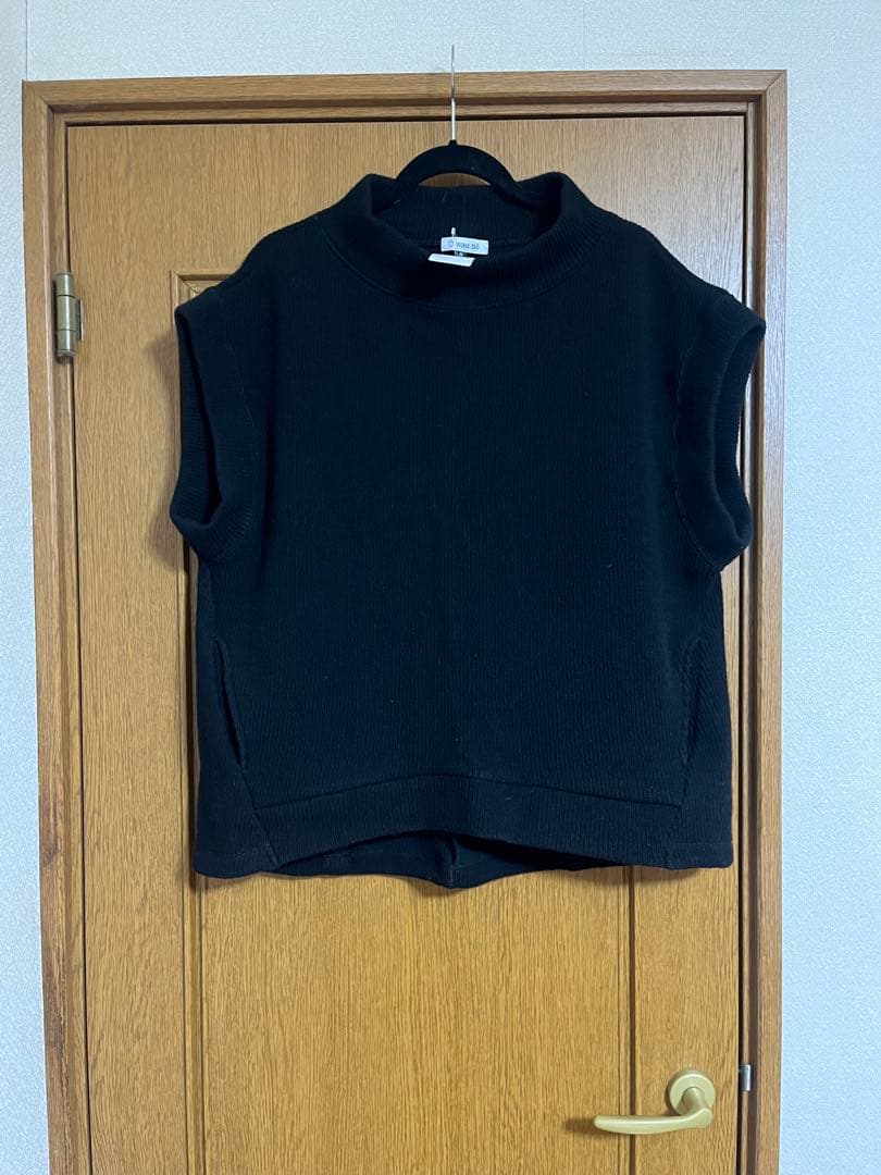 オアーノ　ニットベスト　ブラック　Ｍ