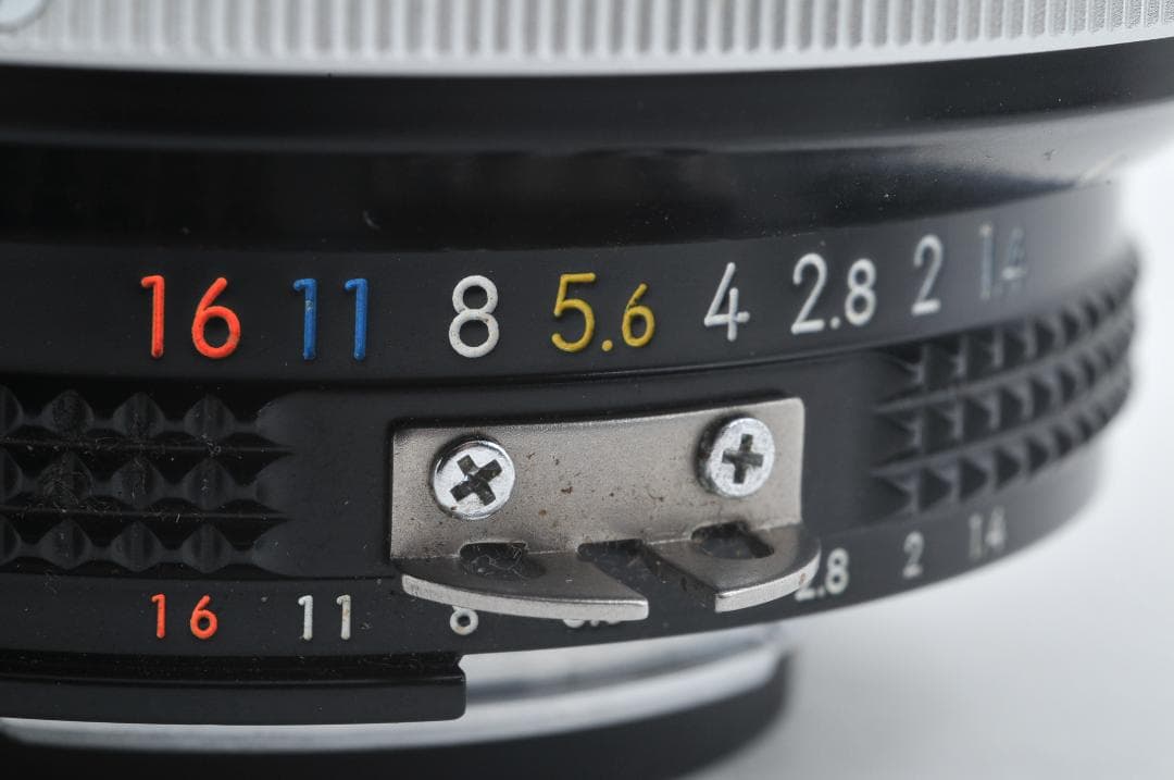 ニコン Nikon NIKKOR 85ｍｍ F1.4 Ai-s ≪油染み無し≫