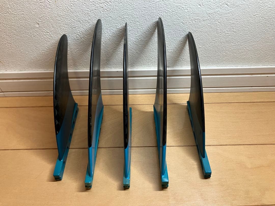 フューチャー BLACK STIX3.0 F4 5フィンセット　美品