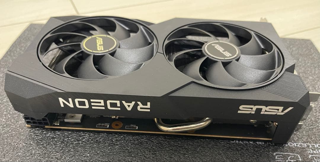 グラフィックボード・グラボ・ビデオカード ASUS Radeon RX7600 DUAL-RX7600-O8G-V2