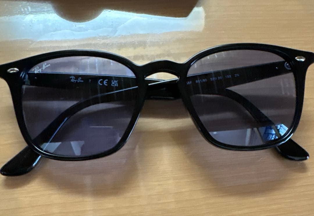ト*シ様 Ray-Banレイバン サングラスRB4258F