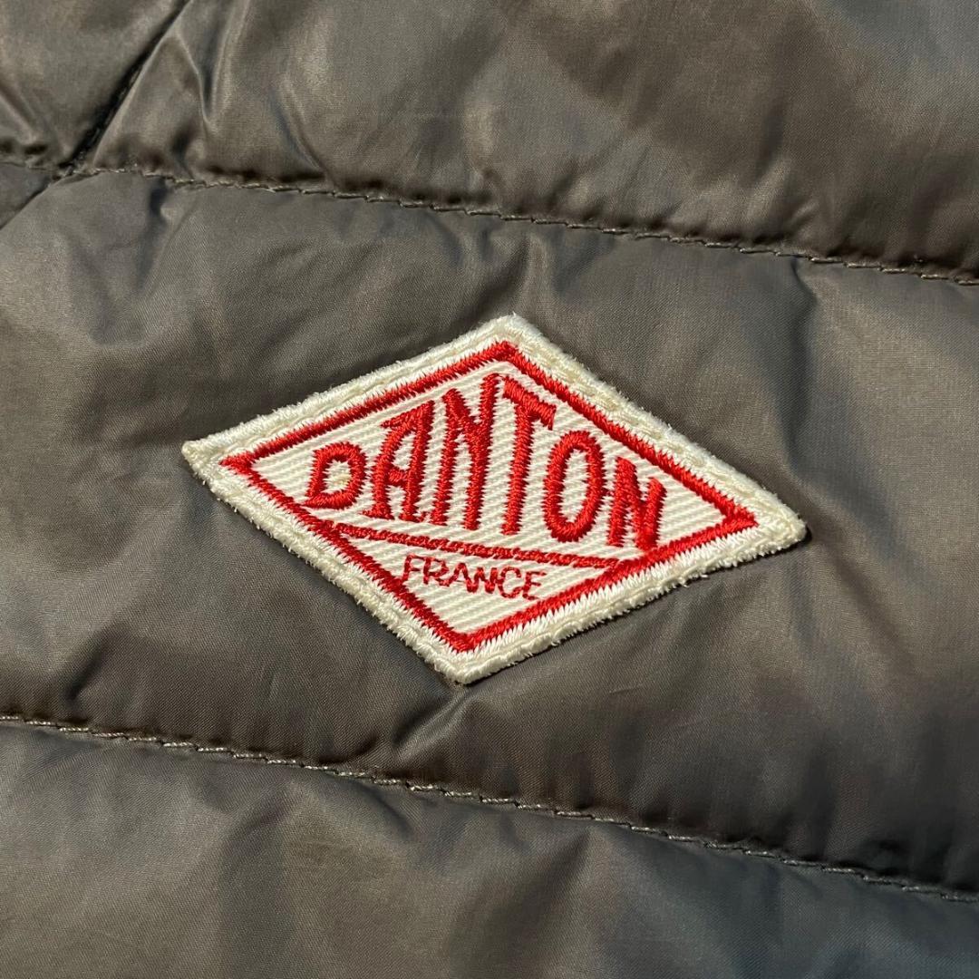 マ*ル様 DANTON ダントン ライトウェイト スナップボタン ナイロン ダウ