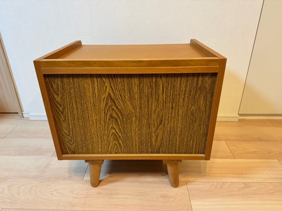 Unico Albero キャビネット