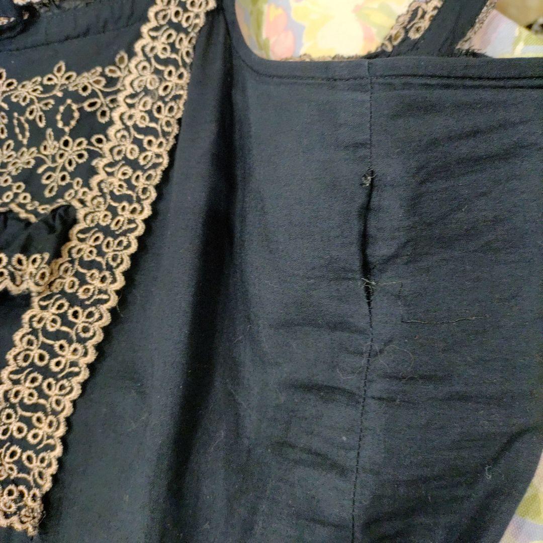 ピンクハウス　段々ワンピース　カットワーク、花刺繍入　濃紺✕ピンク