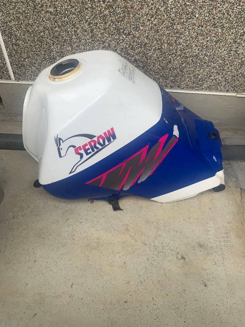 ヤマハ セロー225 1KH 純正 ガソリンタンク 燃料 フューエル タンク