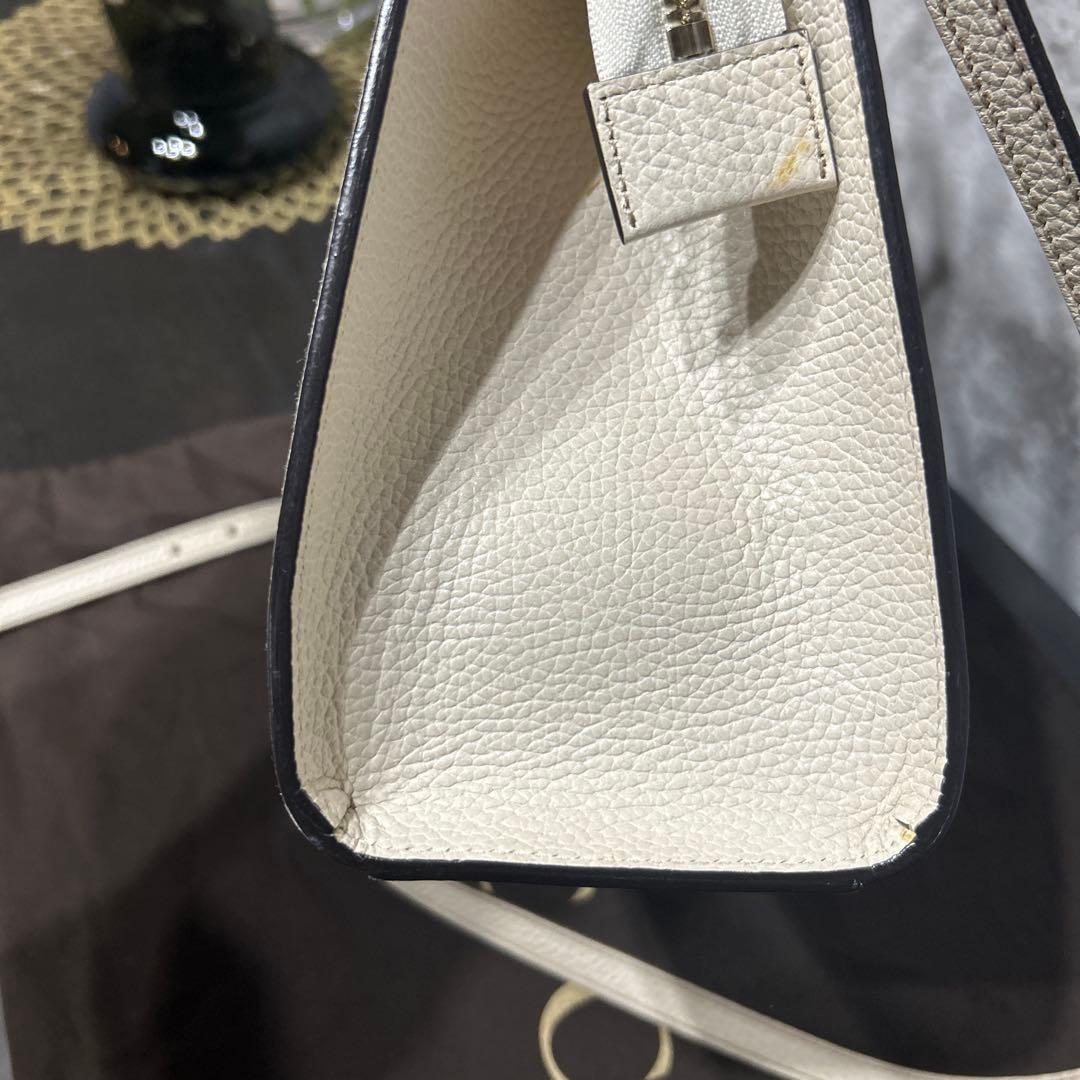 ※ルドルフ様※【GUCCI 】ホワイトレザーハンドバッグ