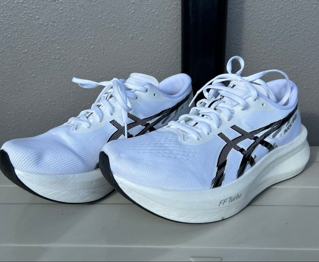 アシックス マジックスピード4 白 ワイド 27.5cm (箱無し)