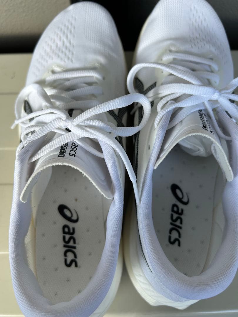 アシックス マジックスピード4 白 ワイド 27.5cm (箱無し)