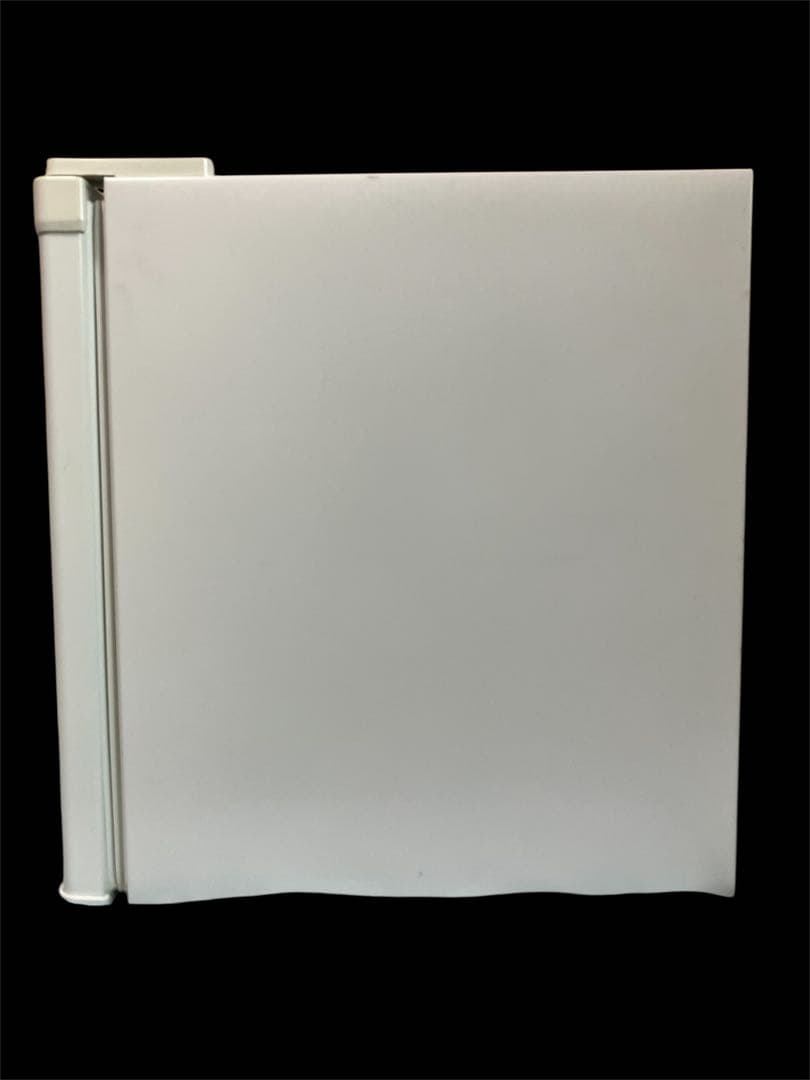 1ドア冷蔵庫 45L 右開きYRZ-C05B1 2018年製 ヤマダ電機