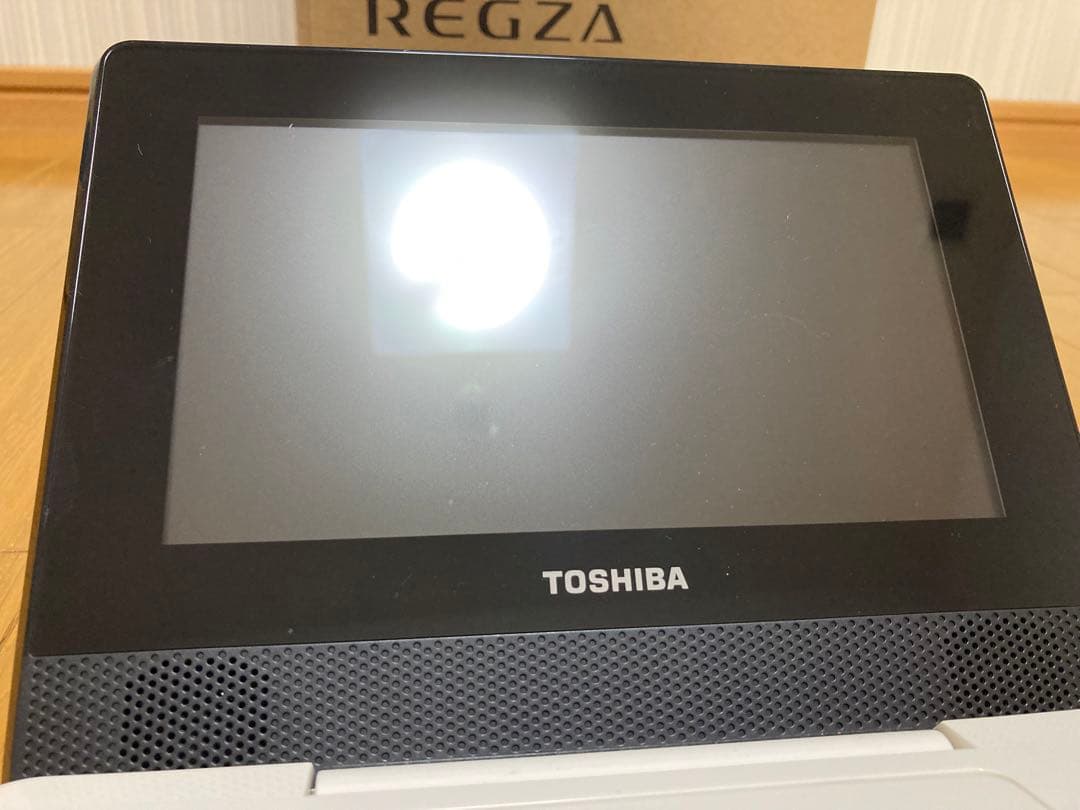 TOSHIBA REGZA レグザポータブルプレーヤー