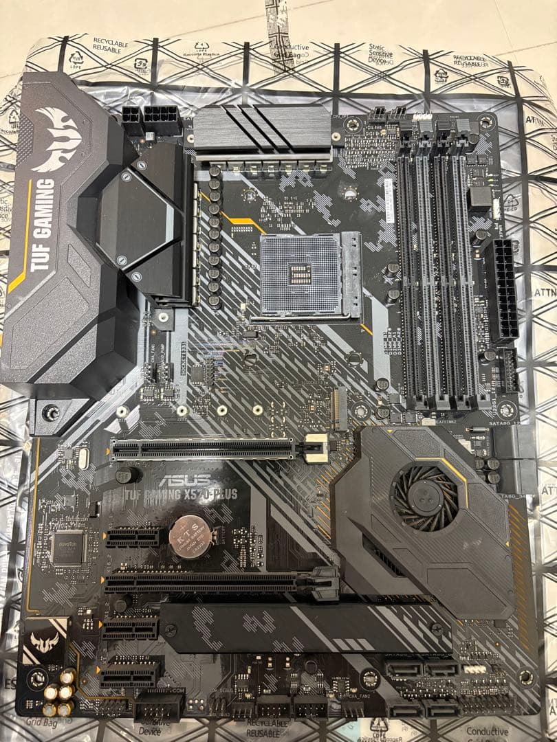 ASUS TUF GAMING X570-PLUS マザーボード