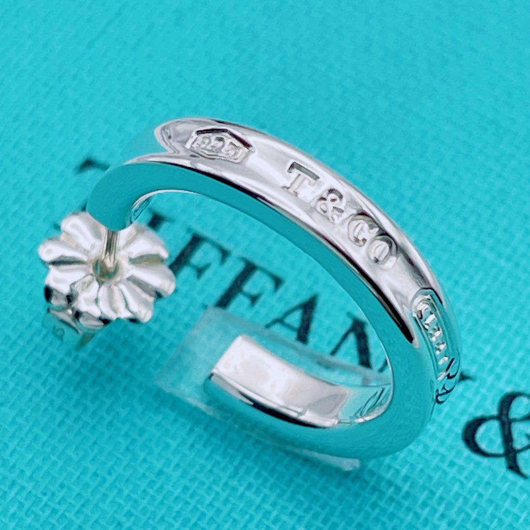 Tiffany & Co. ピアス　ナロー　フープ　シルバー　片耳
