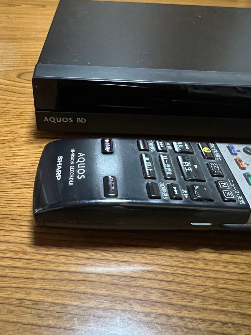 SHARP AQUOS ブルーレイレコーダー　使用2.3回の美品です♪