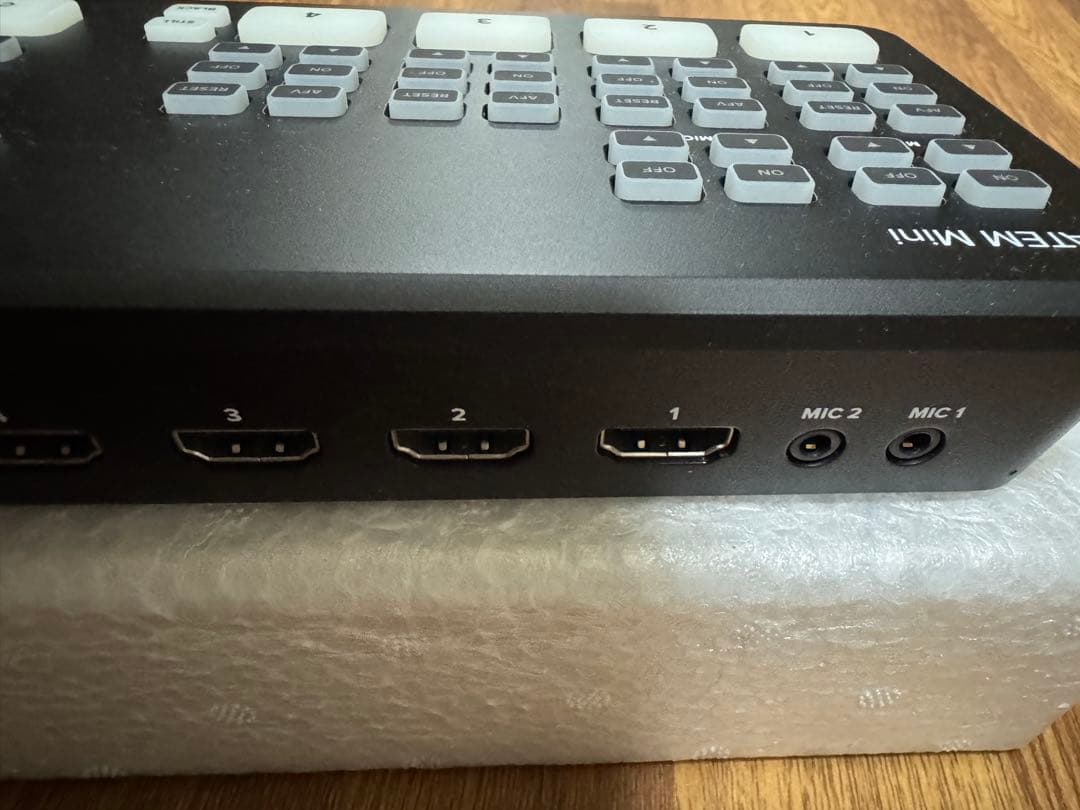ATEM Mini スイッチャー ブラックマジックデザイン