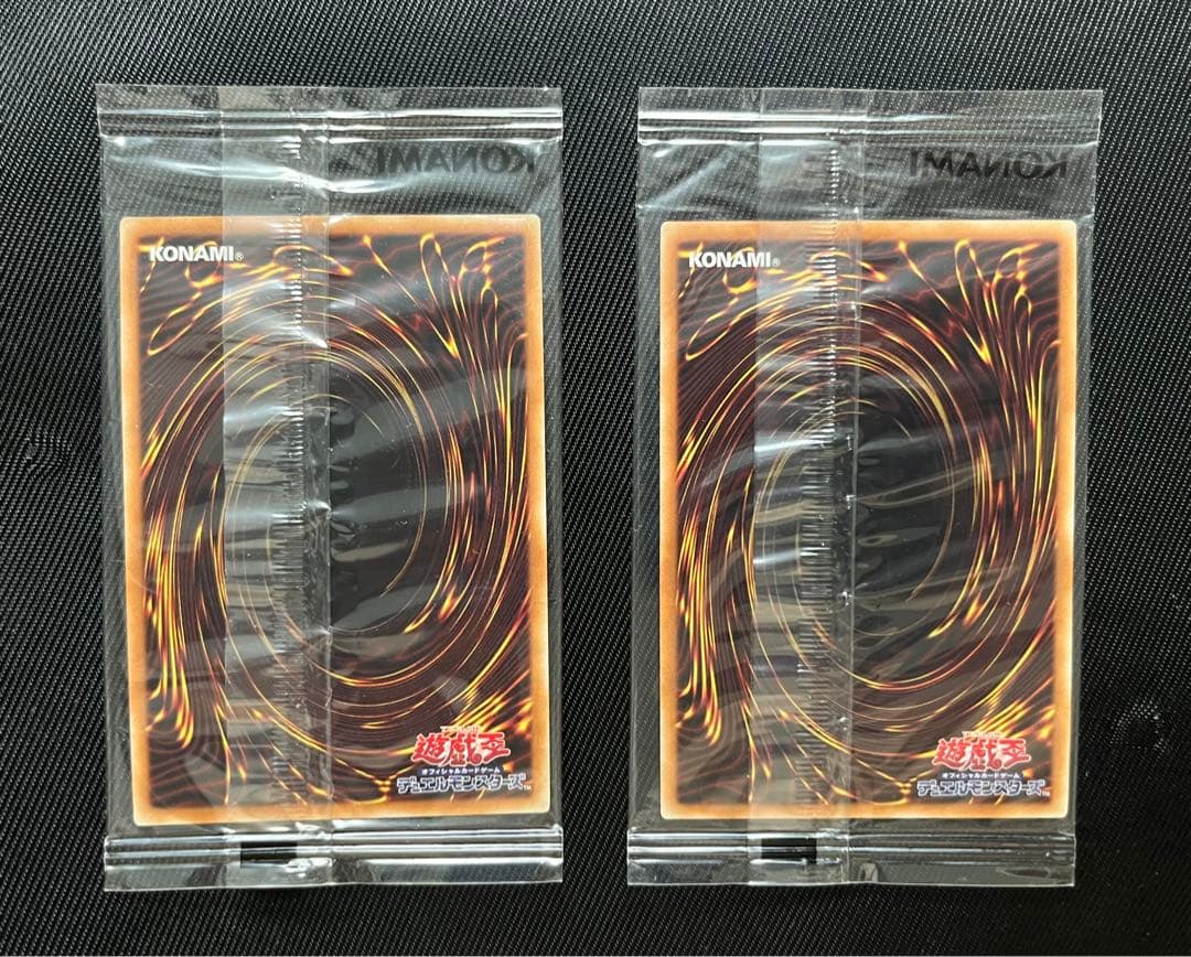 遊戯王　真紅眼の黒竜　死者蘇生　wcs2019 ミレニアムシークレット　未開封