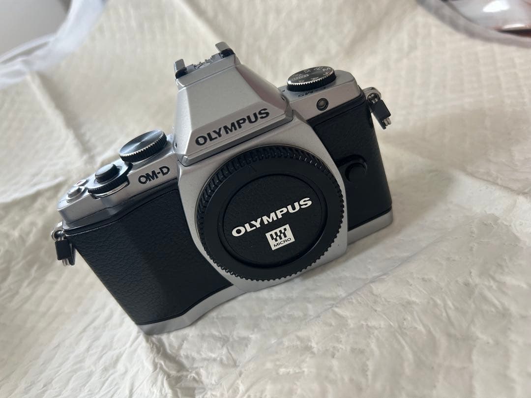 OLYMPUS OM-D EM-5 、LUMIXレンズ セット