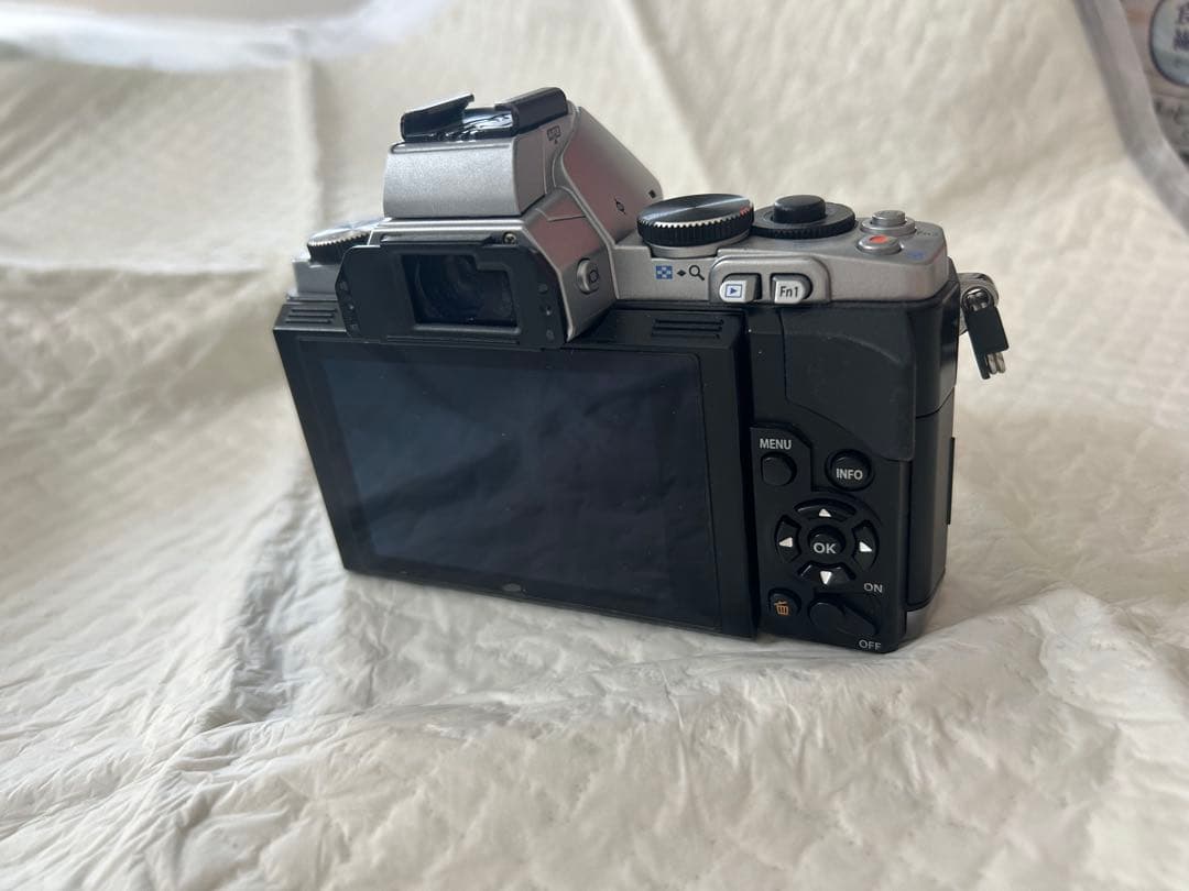 OLYMPUS OM-D EM-5 、LUMIXレンズ セット