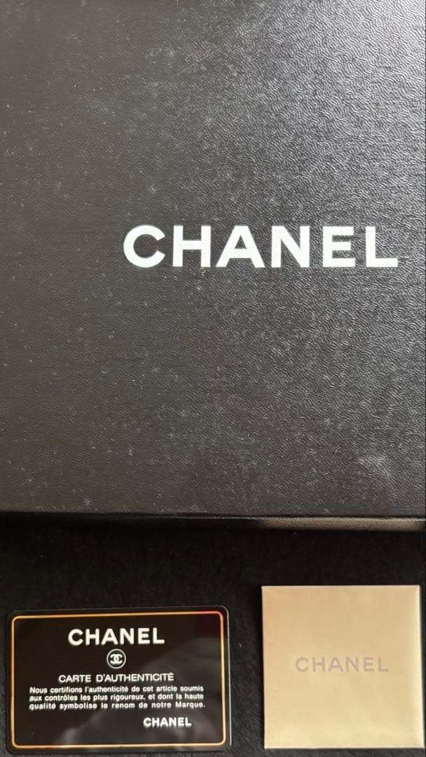 CHANEL ブラック パテントレザー 長財布