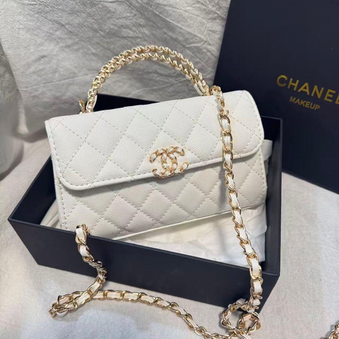 VIP限定ノベルティ チェーンショルダーバッグ ホワイト