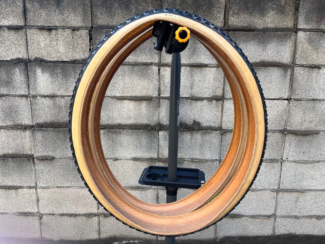 ★ULTRADYNAMICO* rose 650B 47.99 × 2本セット