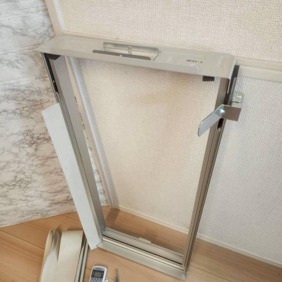 2023年製 コロナルームエアコン ウインド形冷房専用 CW-F1623R