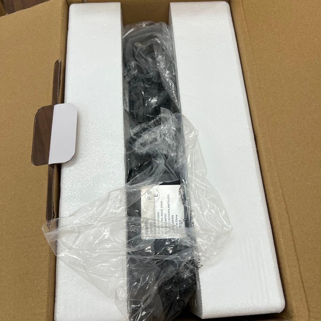 10122 Fretta ジューサー 10.8cm広い投入口1L大容量White