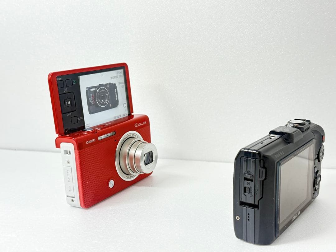 CASIO EX-ZR62 レッド 動作確認済 コンデジ 自撮り　wifi転送可