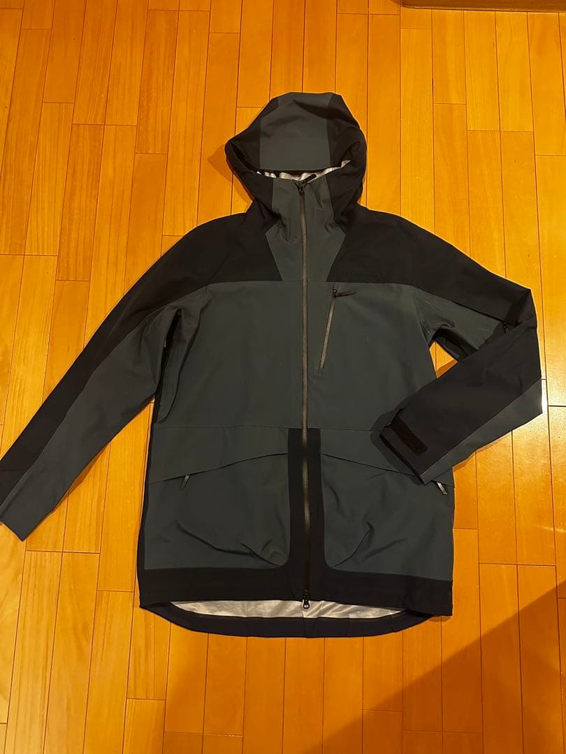 ピークパフォーマンススキーウェア