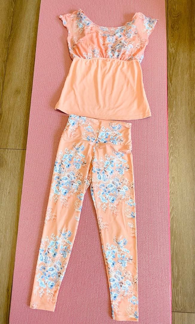 チャコット　バランス　ヨガ　セット　レギンス　トップス　Sサイズ　オレンジ　花柄