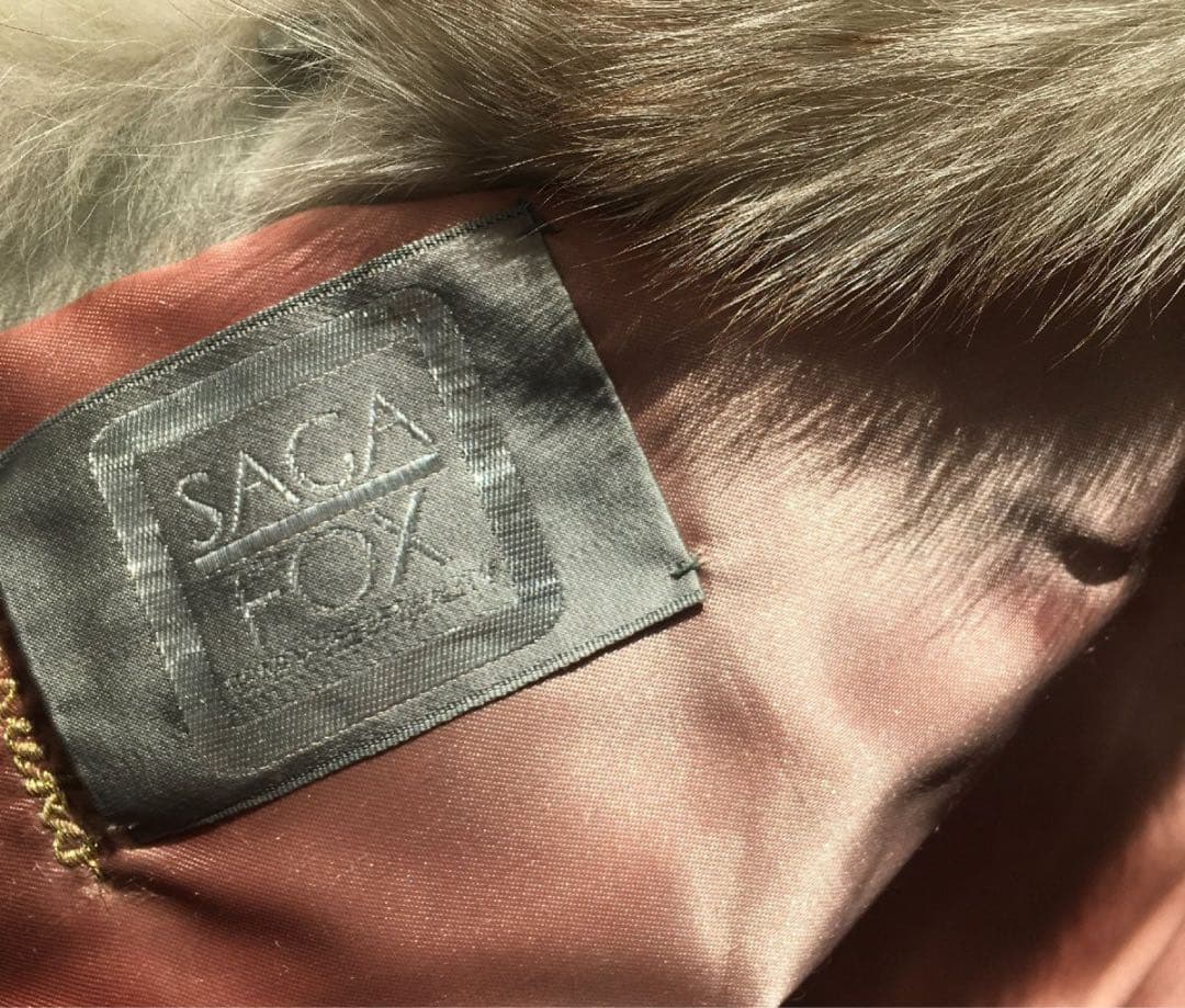 SAGA FOX サガフォックス　　毛皮 フォックス　　　ファー　コート